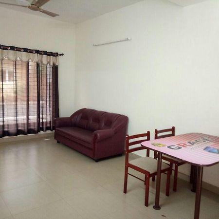 Grace Service Apartment Ченнаи Экстерьер фото